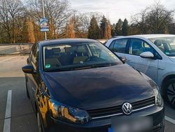Grau Gebraucht 2016 VW Polo Kleinwagen | 6.500 € (Fairer Preis)