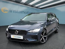 Blau Gebraucht 2023 Volvo V60 Plus Kombi | 38.949 € (Fairer Preis)