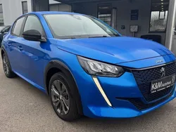 Blau Gebraucht 2022 Peugeot e-208 Active Kleinwagen | 20.700 € (Teuer)