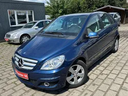 Blau Gebraucht 2009 Mercedes B170 Van / Kleinbus | 7.490 € (Fairer Preis)