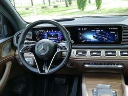 Grau Gebraucht 2024 Mercedes GLE450 AMG Advanced Plus SUV | 115.000 €