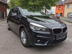 Schwarz Gebraucht 2016 BMW 218 Gran Tourer Advantage Van / Kleinbus | 8.501 € (Superpreis)