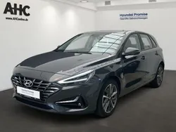 Dark knight / mic Gebraucht 2024 Hyundai i30 Trend Limousine | 22.500 € (Fairer Preis)