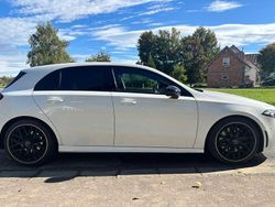 Weiß Gebraucht 2018 Mercedes A250 AMG line Limousine | 27.300 € (Fairer Preis)