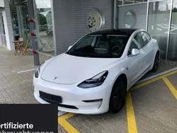 Weiß Gebraucht 2020 Tesla Model 3 Long Range Limousine | 24.900 € (Guter Preis)