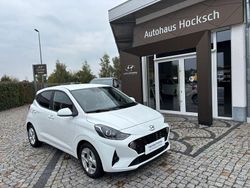 Weiß Gebraucht 2021 Hyundai i10 Edition 30 Kleinwagen | 12.490 € (Fairer Preis)