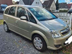 Gelb Gebraucht 2007 Opel Meriva Van / Kleinbus | 1.500 € (Guter Preis)