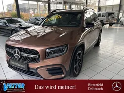 Gold Gebraucht 2024 Mercedes GLB250 AMG line SUV | 51.500 € (Teuer)