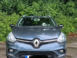 Grau Gebraucht 2017 Renault Clio GrandTour LIMITED Kombi | 8.490 €