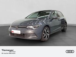 Grau Gebraucht 2022 VW Golf VIII Style Limousine | 24.250 € (Fairer Preis)