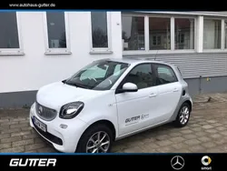 Weiß Gebraucht 2015 Smart ForFour Passion Kleinwagen | 9.950 € (Teuer)
