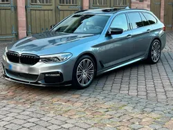 Grau Gebraucht 2017 BMW 530 M Sport Kombi | 31.000 € (Teuer)
