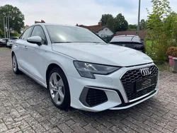 Weiß Gebraucht 2022 Audi A3 S-Line Limousine | 24.590 € (Superpreis)