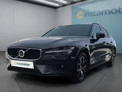 Grau Gebraucht 2024 Volvo V60 Core Kombi | 35.999 € (Guter Preis)