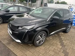 Schwarz Gebraucht 2021 Peugeot 3008 Allure SUV | 20.199 € (Fairer Preis)