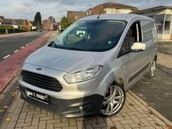 Polarsilber metallic Gebraucht 2018 Ford Transit Trend Van / Kleinbus | 7.399 € (Guter Preis)
