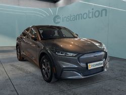 Schwarz Gebraucht 2021 Ford Mustang Mach-E SUV | 36.302 € (Fairer Preis)