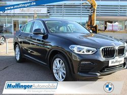 Saphirschwarz Gebraucht 2021 BMW X4 Performance SUV | 39.850 € (Fairer Preis)