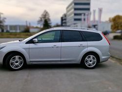 Silber Gebraucht 2010 Ford Focus Style Kombi | 2.999 € (Etwas zu teuer)
