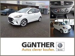 Weiß Gebraucht 2021 Hyundai i10 Edition 30 Kleinwagen | 11.450 € (Fairer Preis)