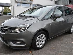 Grau Gebraucht 2016 Opel Zafira Edition Van / Kleinbus | 9.800 € (Fairer Preis)
