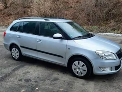 Silber Gebraucht 2010 Skoda Fabia Kombi | 2.999 € (Teuer)