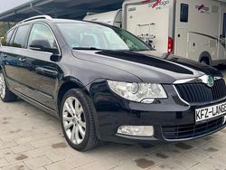 Schwarz Gebraucht 2011 Skoda Superb Ambition Kombi | 7.990 € (Fairer Preis)