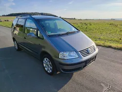 Grau Gebraucht 2009 VW Sharan Trendline Van / Kleinbus | 3.600 € (Fairer Preis)