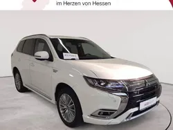 Andenweiß Gebraucht 2020 Mitsubishi Outlander P-HEV Spirit+ SUV | 24.690 € (Fairer Preis)