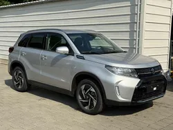 Silky silver metallic Neu 2025 Suzuki Vitara Comfort+ SUV | 24.579 € (Fairer Preis)