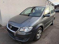 Grau Gebraucht 2007 VW Touran Trendline Van / Kleinbus | 3.300 € (Fairer Preis)