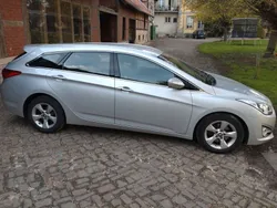 Silber Gebraucht 2015 Hyundai i40 Style Kombi | 11.000 € (Fairer Preis)