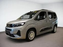 Grau Gebraucht 2024 Opel Combo Life Limousine | 28.980 € (Etwas zu teuer)
