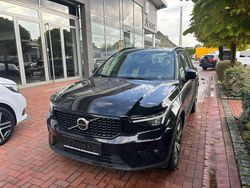 Black solid (stone) / solid Gebraucht 2022 Volvo XC40 Ultimate SUV | 30.990 € (Fairer Preis)