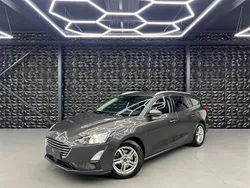 Grau Gebraucht 2021 Ford Focus Kombi | 10.880 € (Etwas zu teuer)