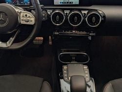 Grau Gebraucht 2022 Mercedes CLA250 Shooting Brake Kombi | 29.990 € (Guter Preis)