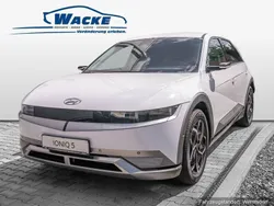 Farbe: weiss Neu 2024 Hyundai Ioniq 5 SUV | 57.870 € (Teuer)