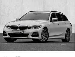 Alpinweiss iii Gebraucht 2022 BMW 320 M Sport Kombi | 29.999 € (Superpreis)