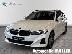 Weiss Gebraucht 2024 BMW 330e Comfort Edition Kombi | 56.500 €