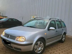 Grau Gebraucht 2003 VW Golf IV Kombi | 2.600 € (Fairer Preis)