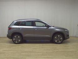 Grau Gebraucht 2022 Skoda Karoq Ambition SUV | 19.280 € (Superpreis)