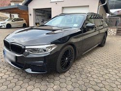 Schwarz Gebraucht 2019 BMW 530 M Sport Kombi | 35.799 € (Etwas zu teuer)