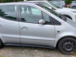 Grau Gebraucht 2003 Mercedes A170 Kleinwagen | 1.100 € (Superpreis)