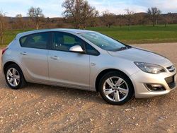 Silber Gebraucht 2014 Opel Astra Limousine | 5.999 € (Fairer Preis)