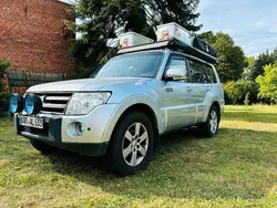 Silber Gebraucht 2007 Mitsubishi Pajero SUV | 14.500 € (Etwas zu teuer)