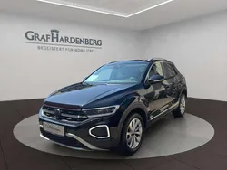 Schwarz Gebraucht 2024 VW T-Roc Style SUV | 29.777 € (Fairer Preis)