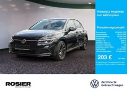 Schwarz / deep black Gebraucht 2023 VW Golf VIII Style Limousine | 25.990 € (Guter Preis)