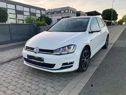 Weiß Gebraucht 2015 VW Golf VII Limousine | 13.690 € (Fairer Preis)