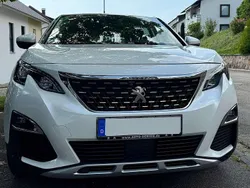 Weiß Gebraucht 2018 Peugeot 3008 SUV | 15.900 € (Fairer Preis)