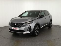 Grau Gebraucht 2023 Peugeot 3008 SUV | 23.490 € (Guter Preis)